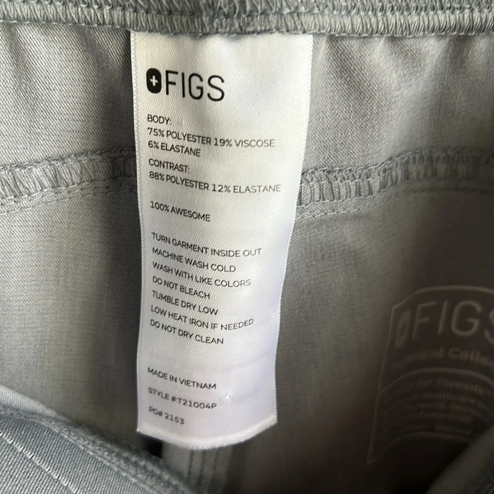 Figs Kade Cargo Scrub Pants - Picture 6 of 8